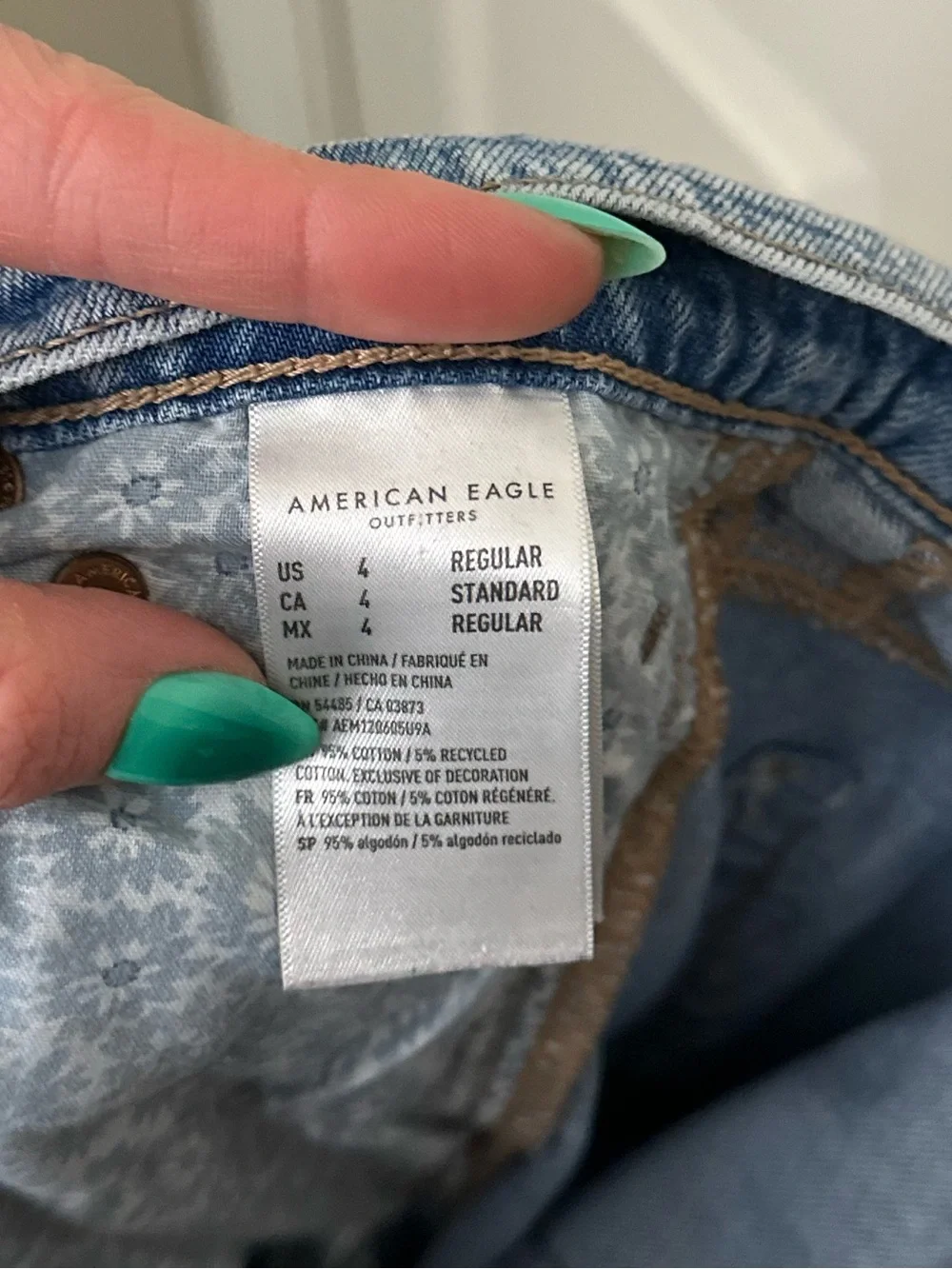 American Eagle Outfitters Super High Rise Baggy Wide Leg Jeans - Picture 4 of 5